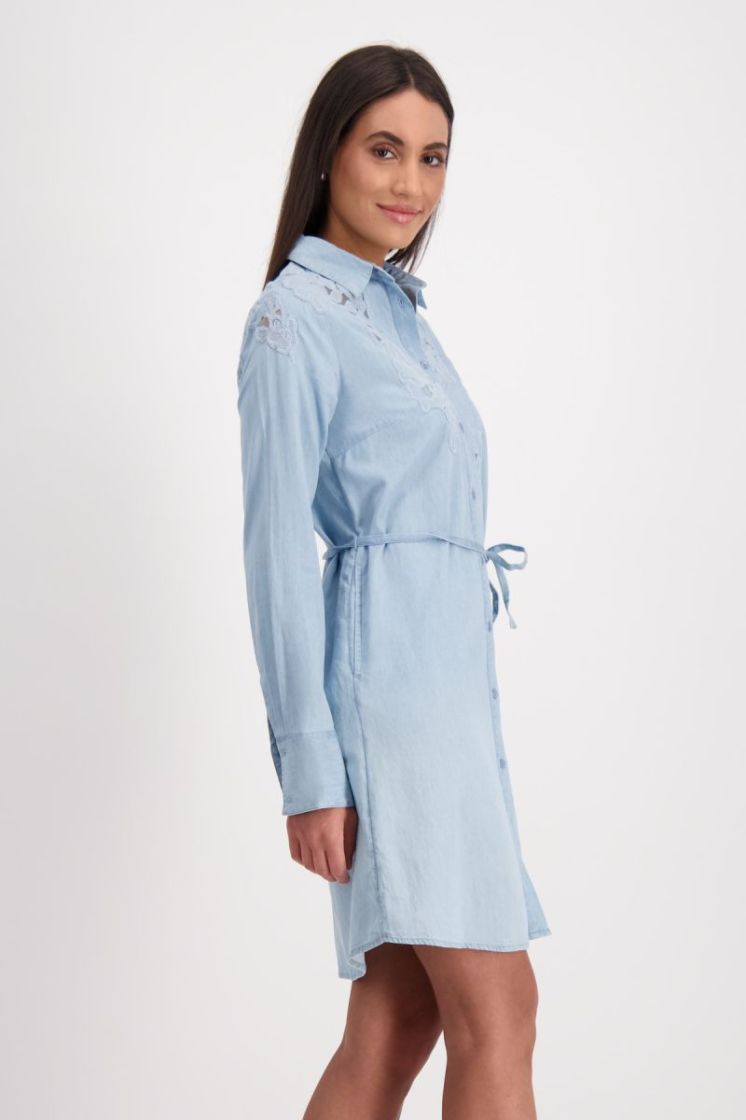  750 jeans