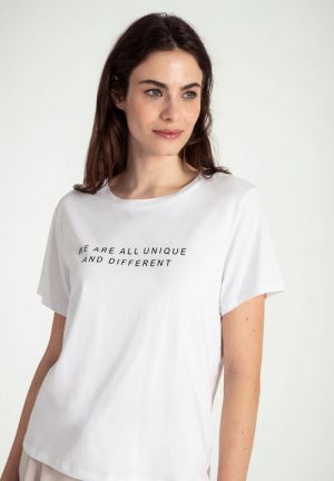  0010 white