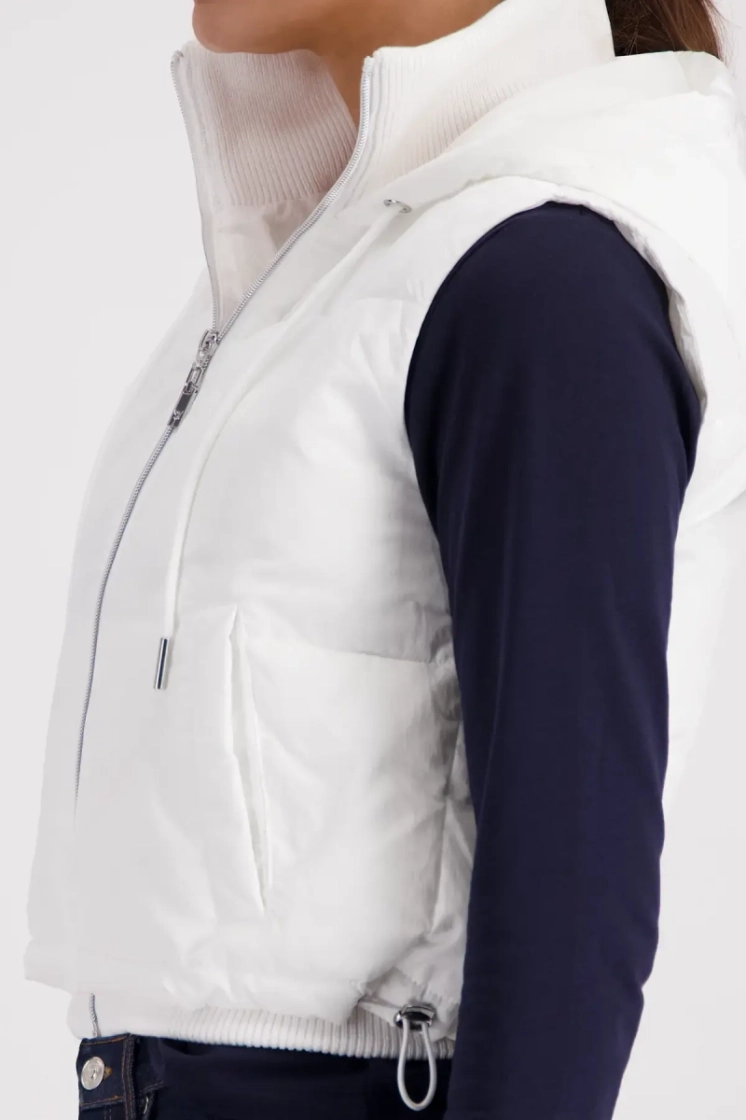  102 off-white