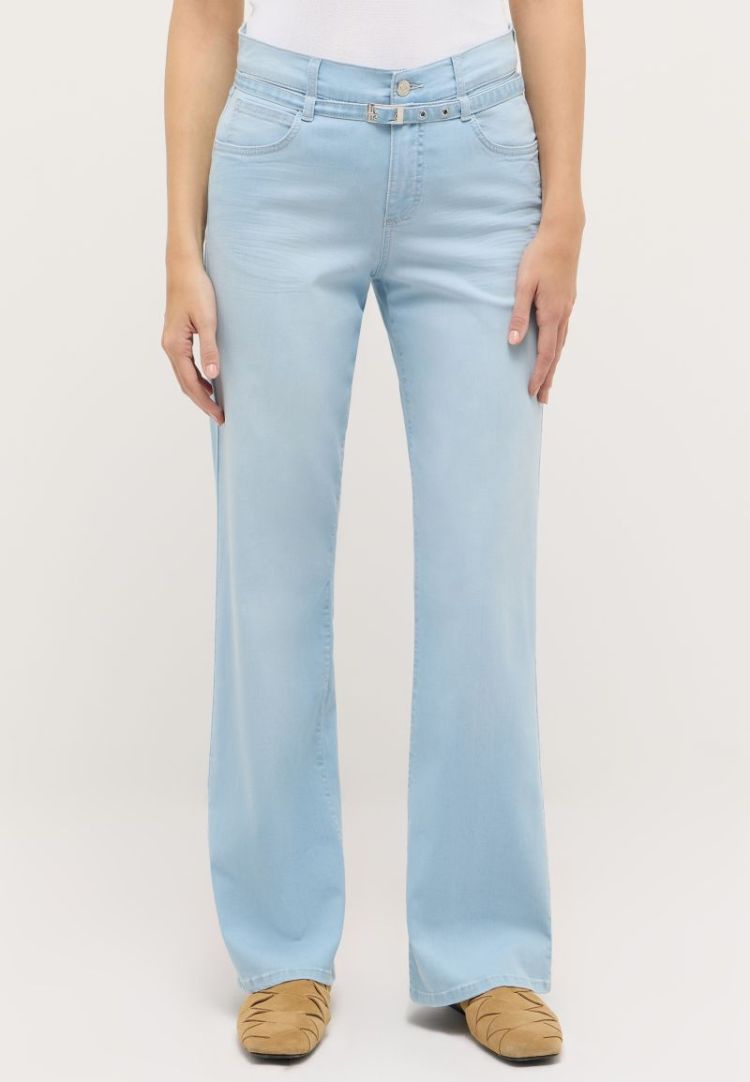  3558 bleached b