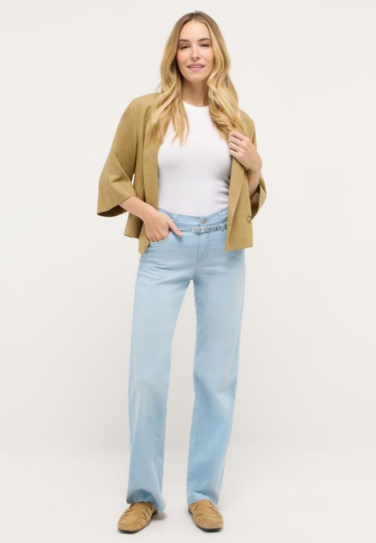  3558 bleached b