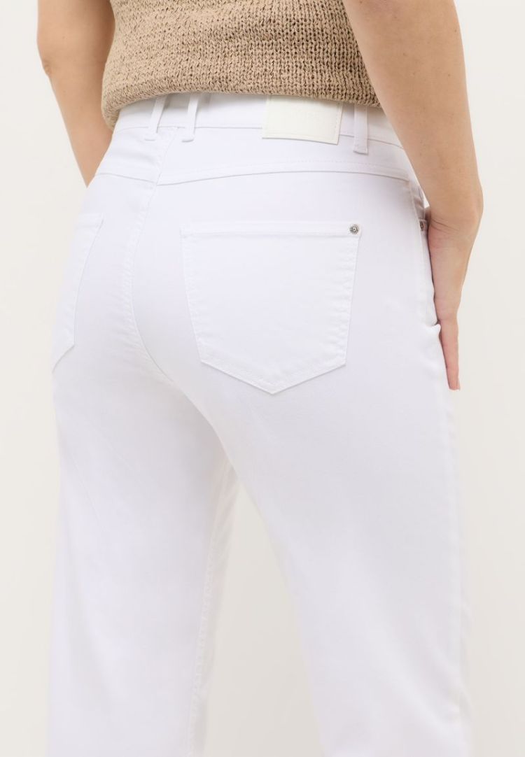  70 white