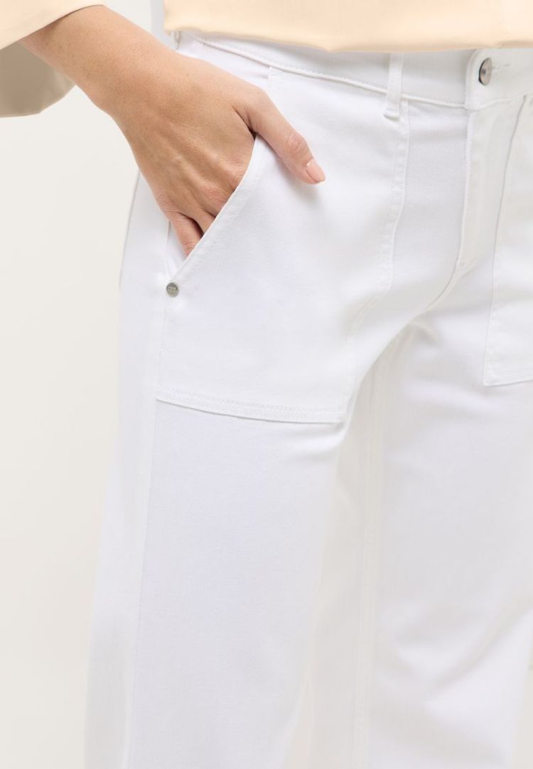  70 white