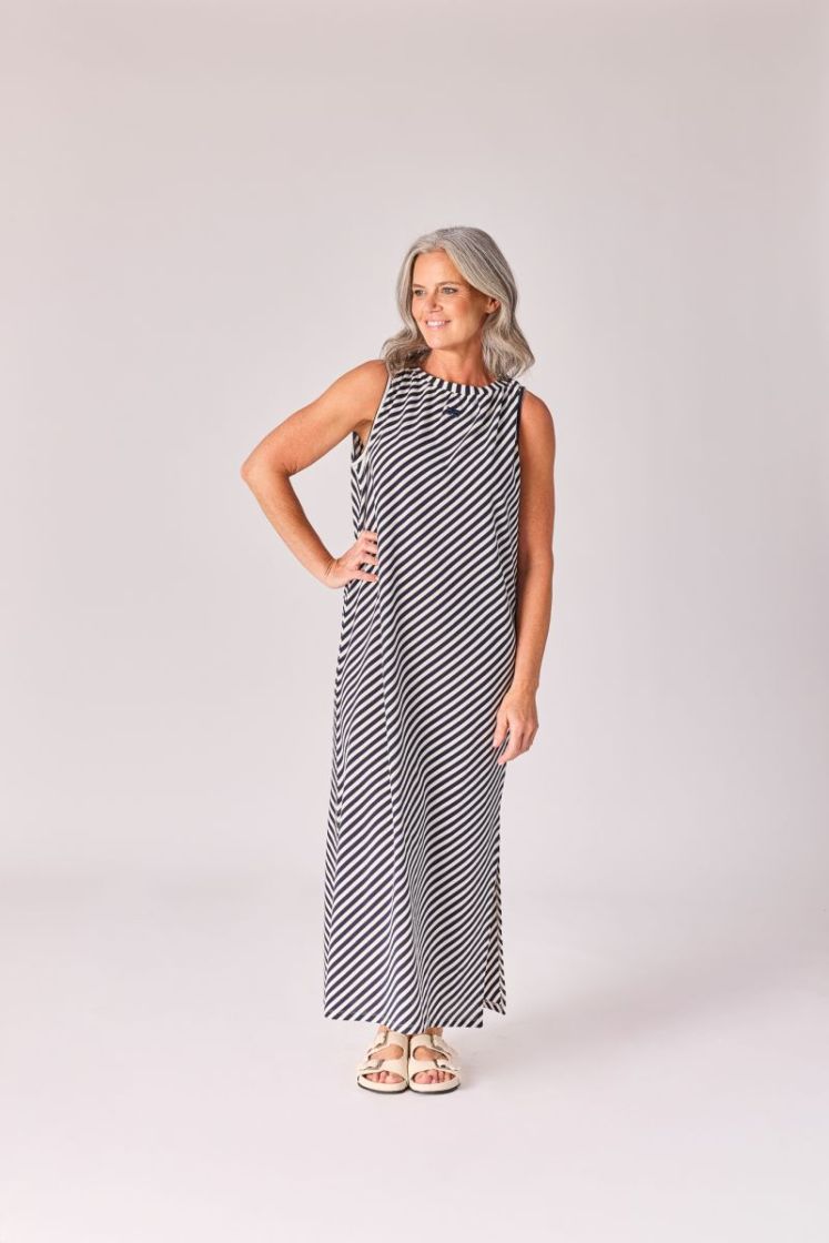  043 navy stripe
