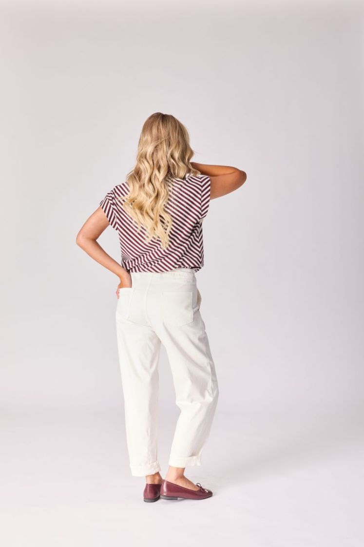  000 white