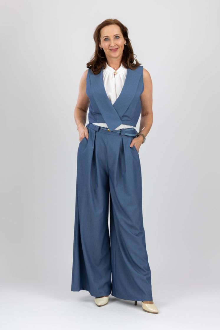  b041 blue