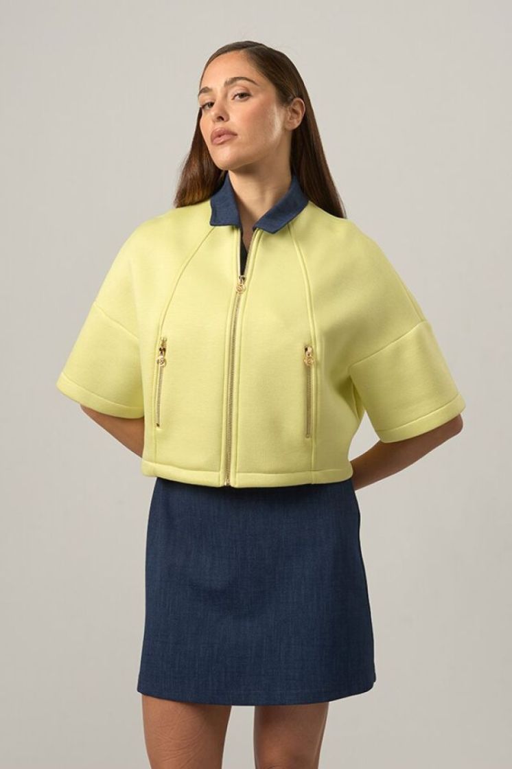 b399 pale yello