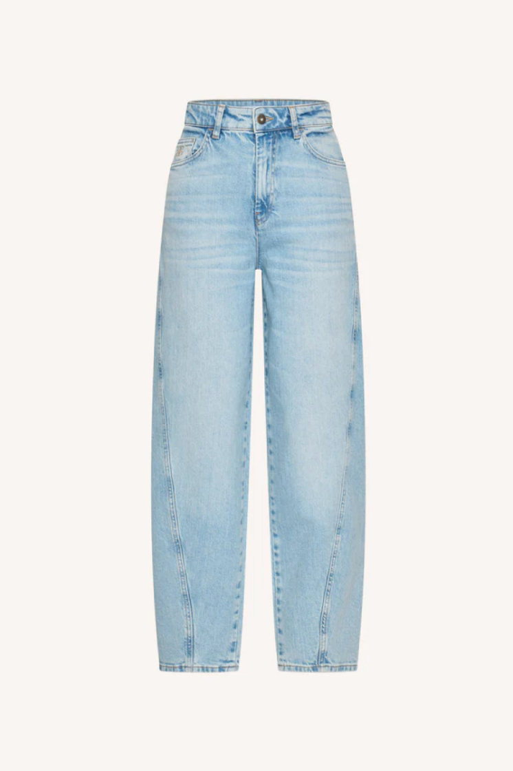  612 light denim
