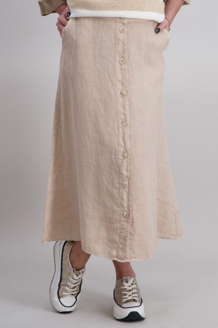 2 beige