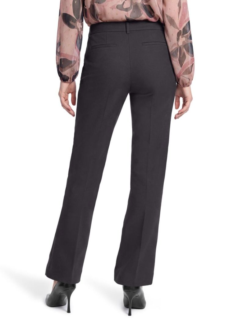 9045 Black