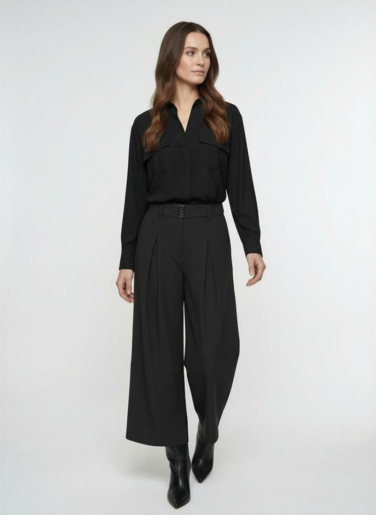  900001 black