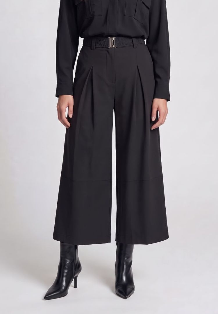  900001 black