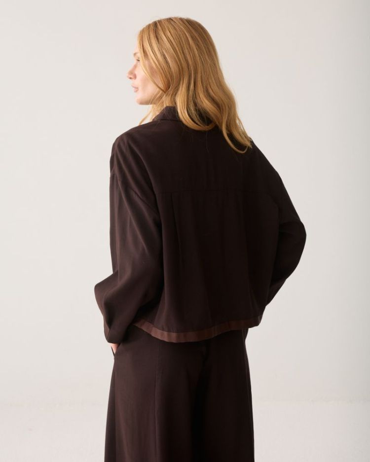  754 dark chocol