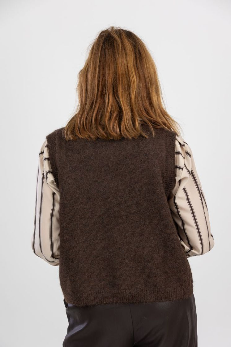  dark brown