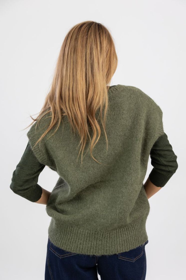  dark green