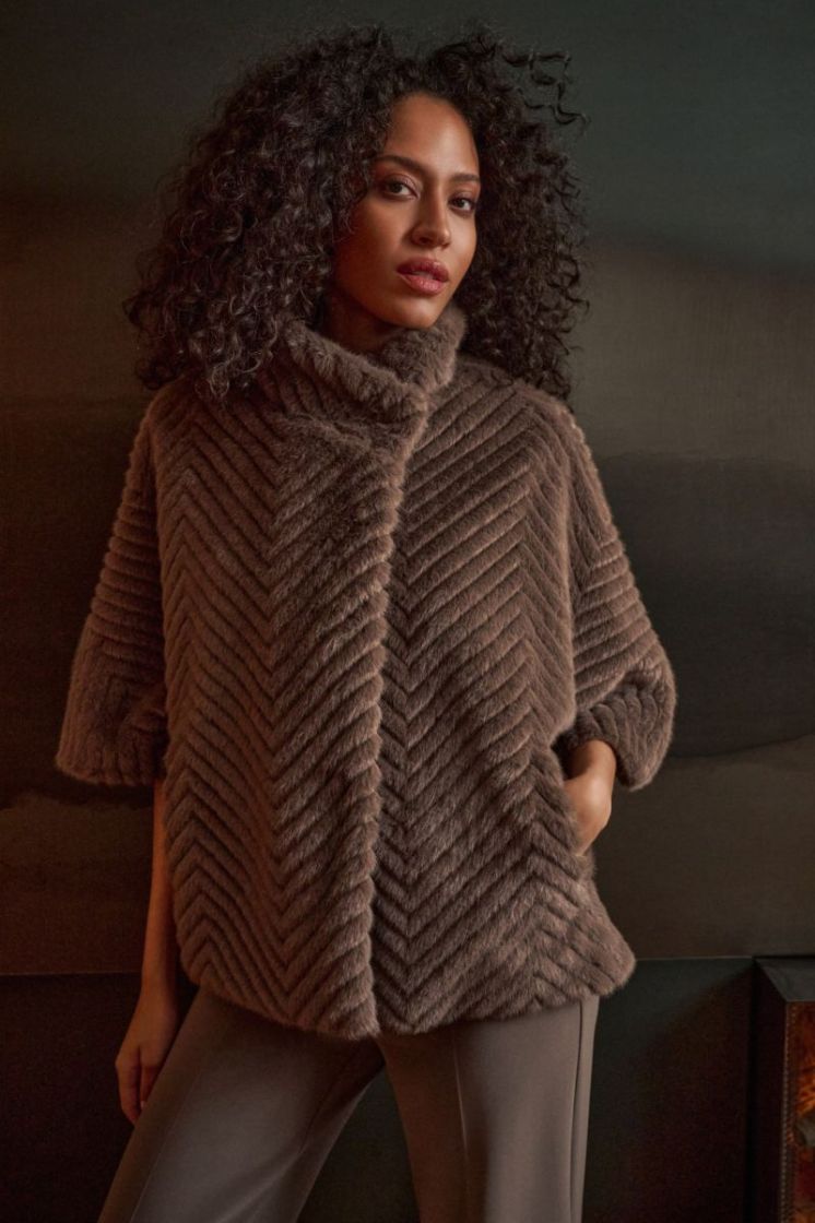  4463 mink