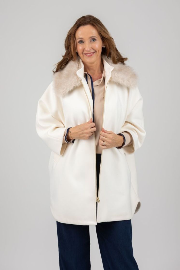  b021-white